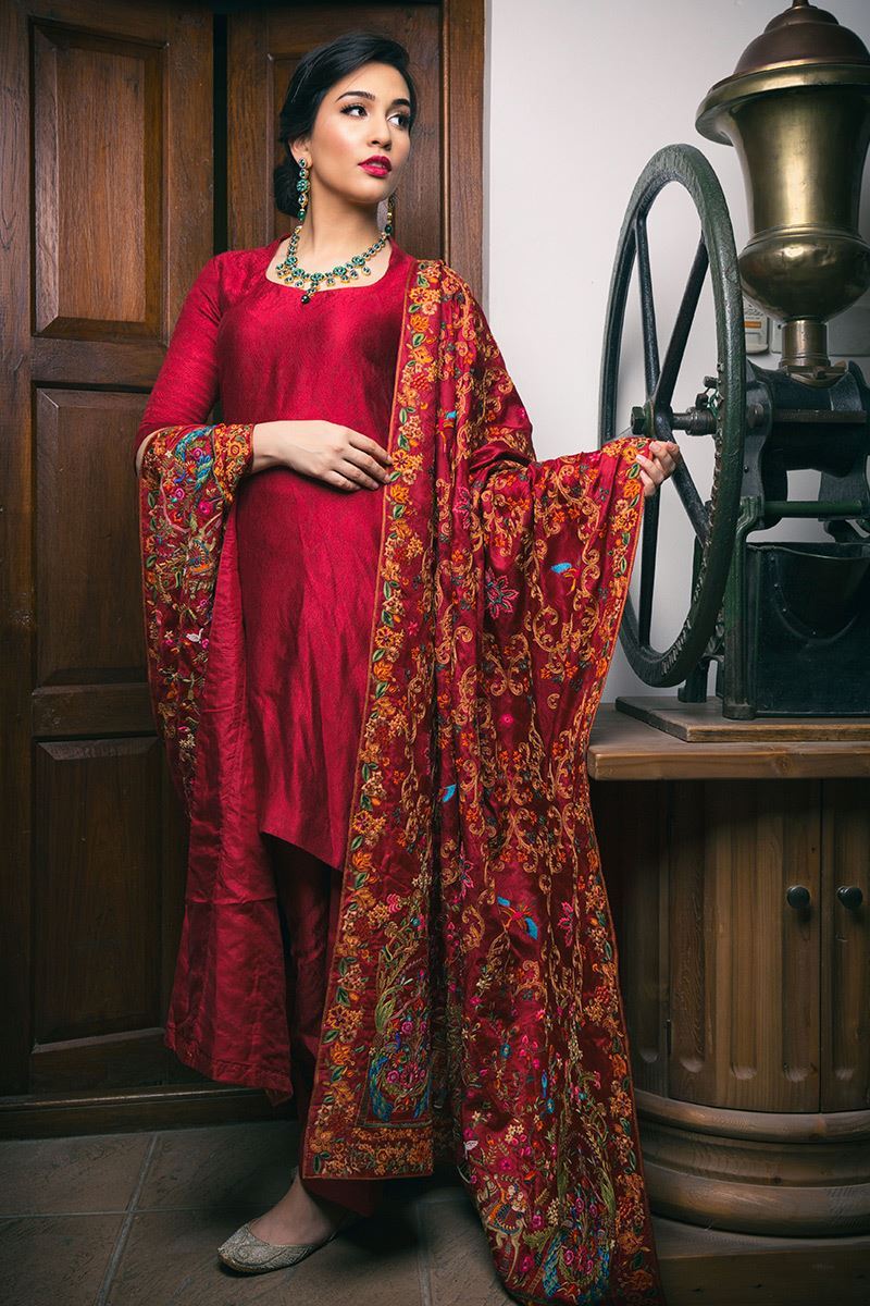 Kashmiri chaddar