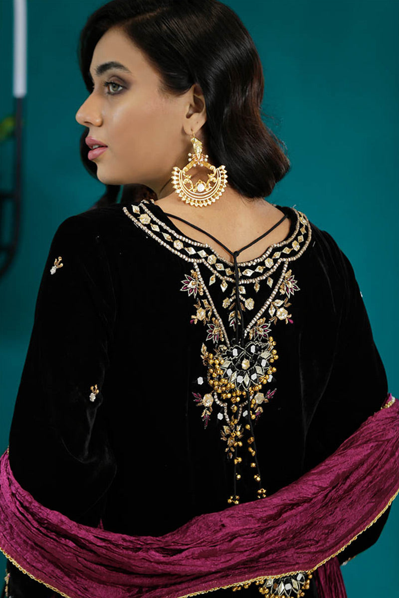 Dusky Black