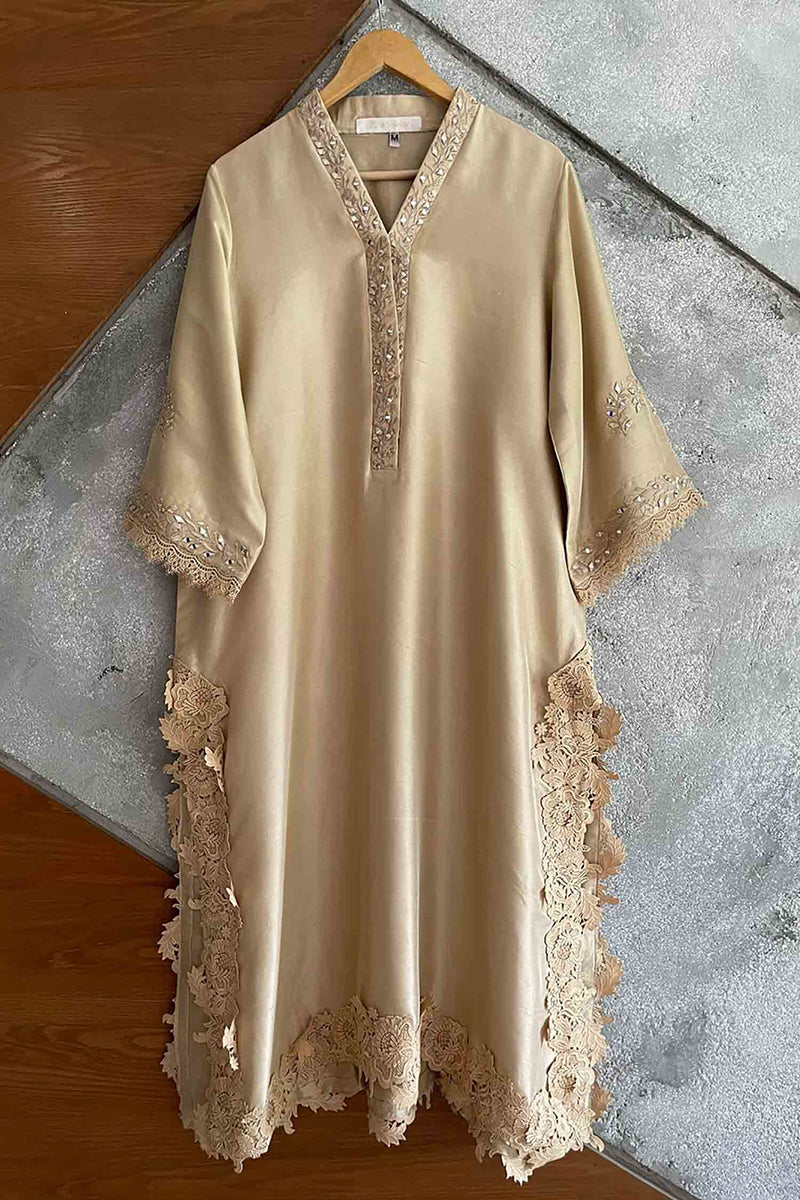 https://cdn.shopify.com/s/files/1/0799/2921/3243/files/0001359_floral-cutwork.jpg?v=1692426569