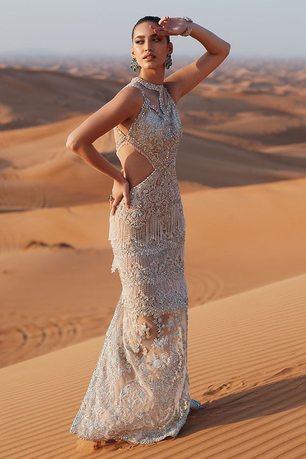 https://cdn.shopify.com/s/files/1/0752/6187/0325/files/0001487_off-white-gown.jpg?v=1750756560