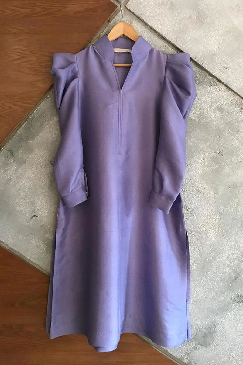 https://cdn.shopify.com/s/files/1/0799/2921/3243/files/0001552_solid-fluorescent-luxe-silk.jpg?v=1750426083
