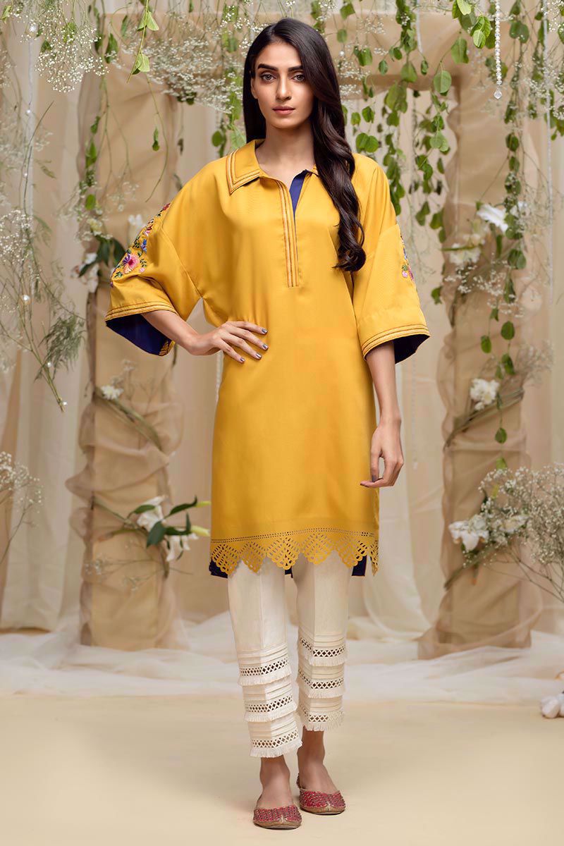 Collar shirt with laser and embroidery