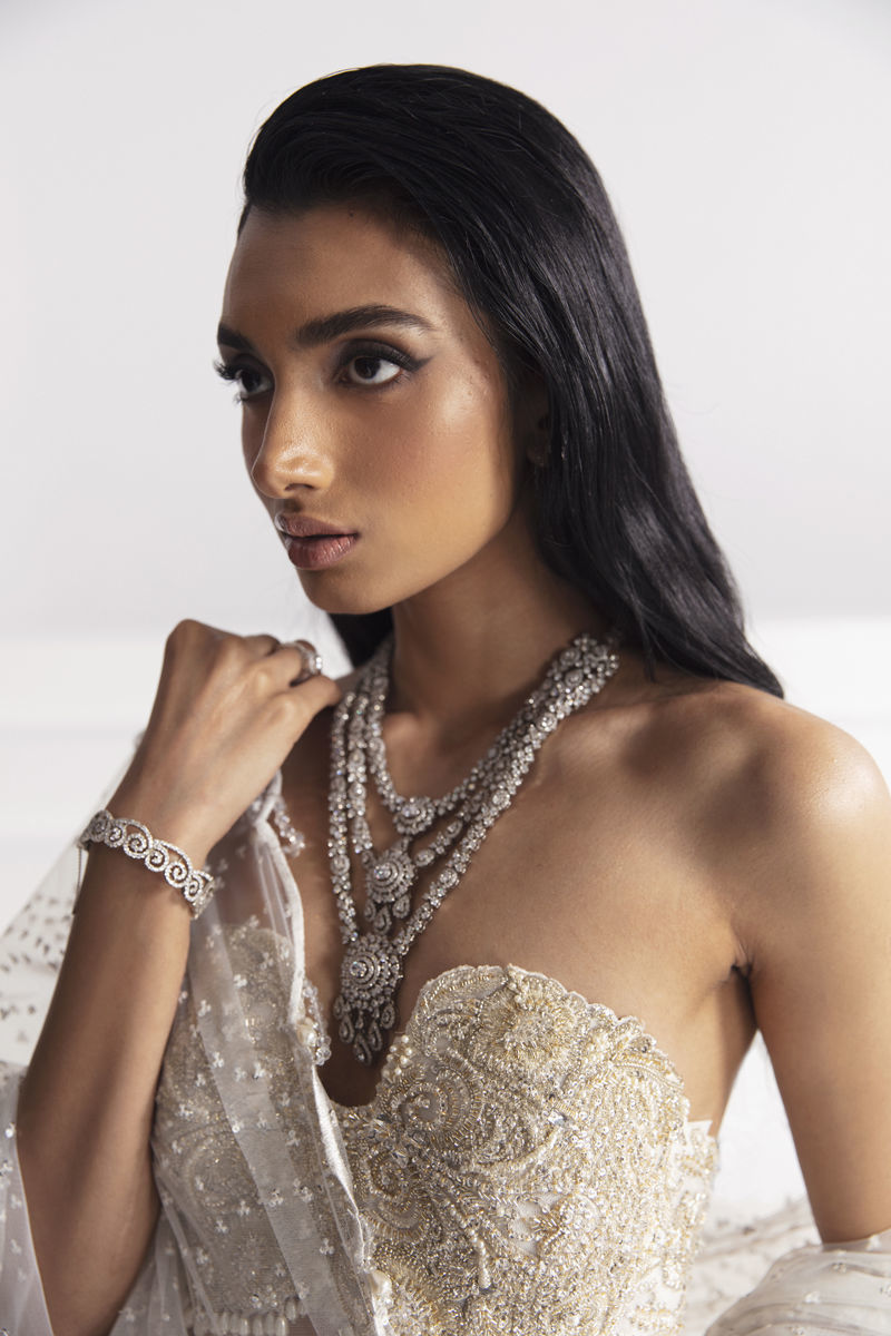 https://cdn.shopify.com/s/files/1/0752/6187/0325/files/0001823_jasmine.jpg?v=1750763835