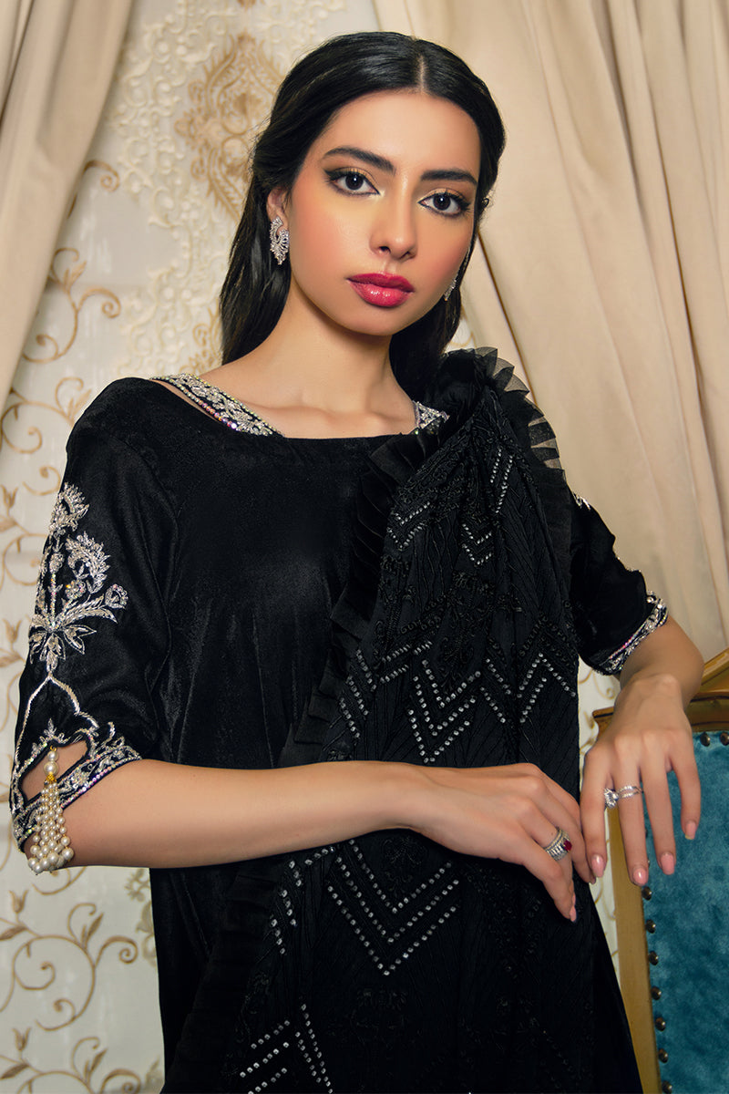 Lulu - Black Saree Drape