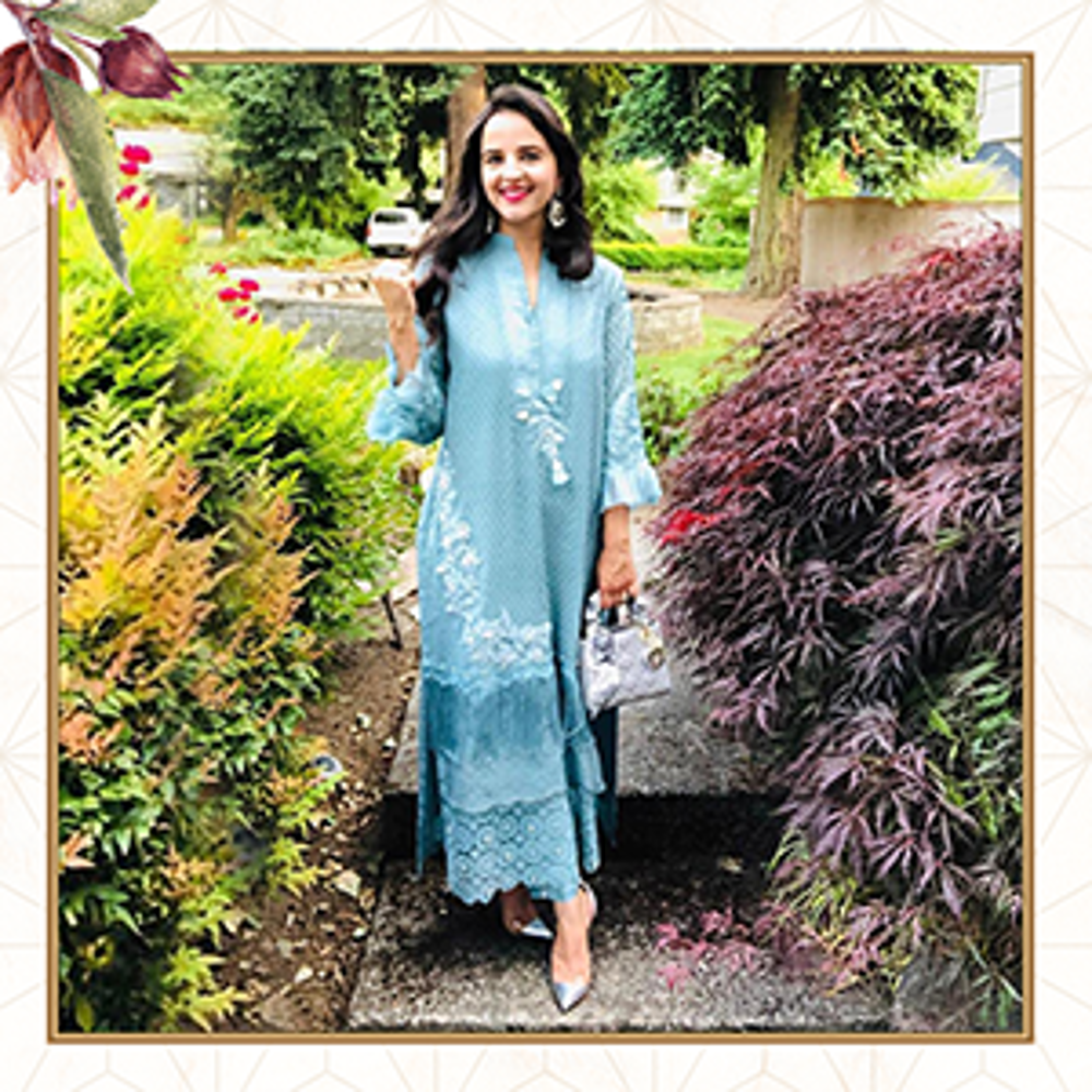 Fatima looks stylish and trendy in this stunning outfit from our latest collection