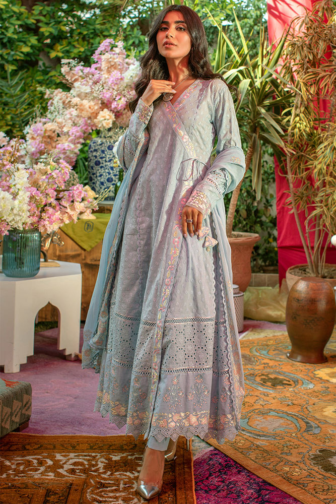 Iman with Timeless Appeal | Ansab Jahangir