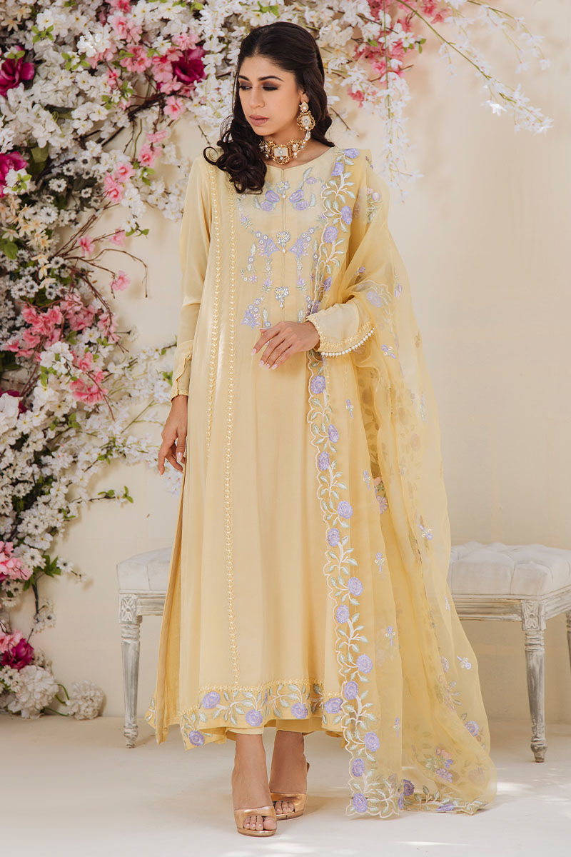 Zoya