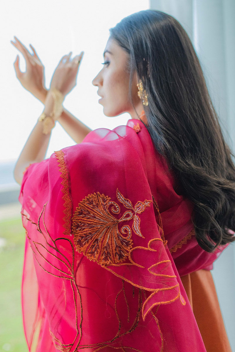 Lara - Shirt And Dupatta