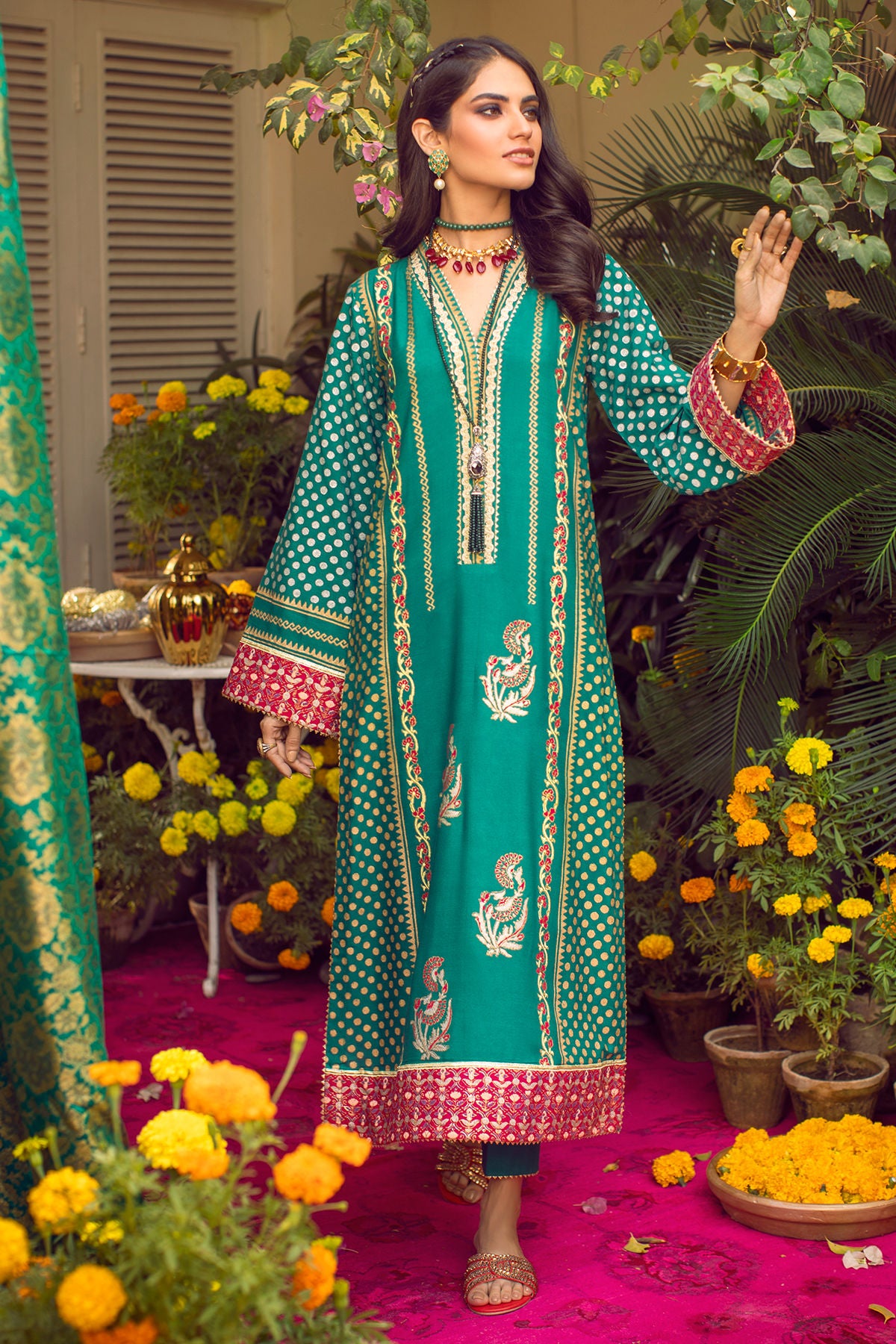 Amira