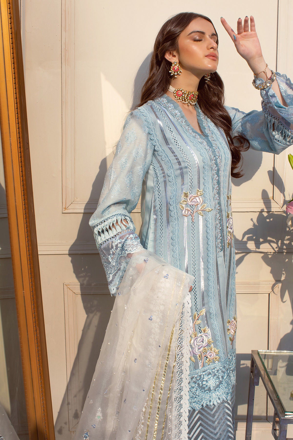 Umyra - Ice Blue