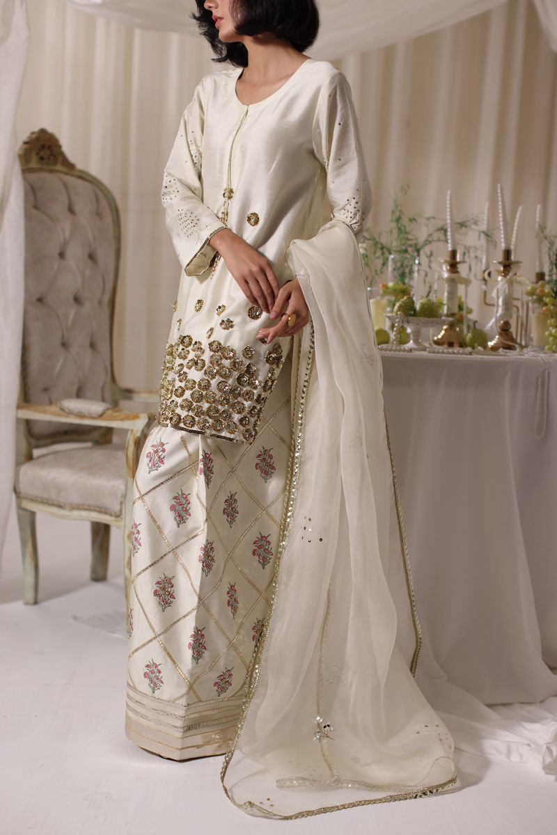 Ivory Gleam