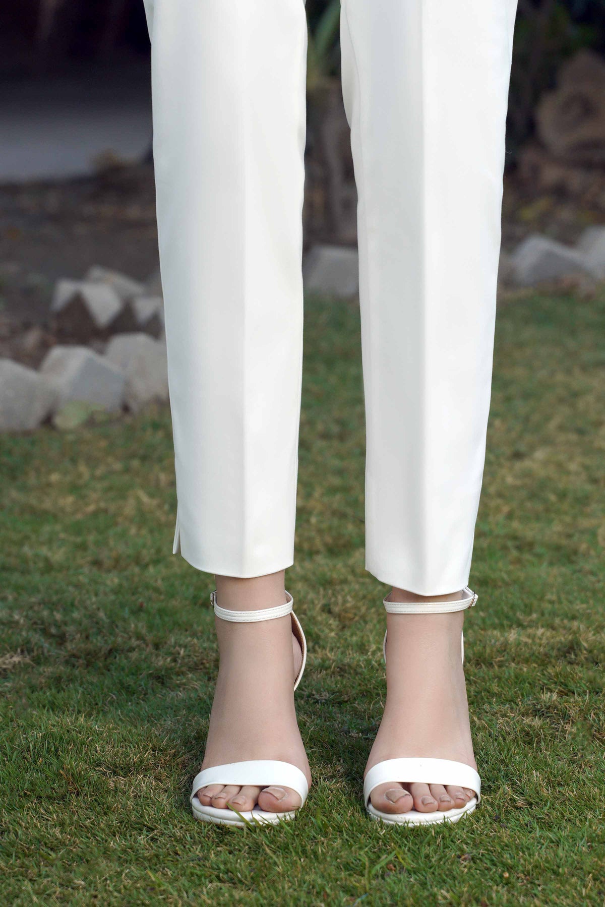 Dyed Pants-White