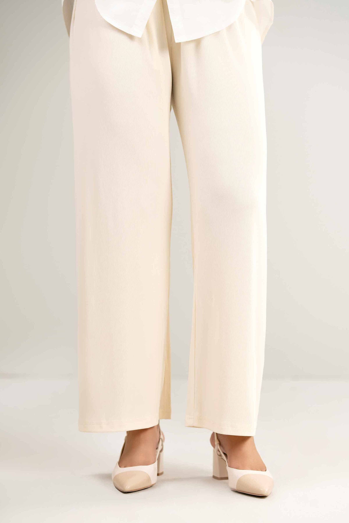 Off White Women Pant-440480107