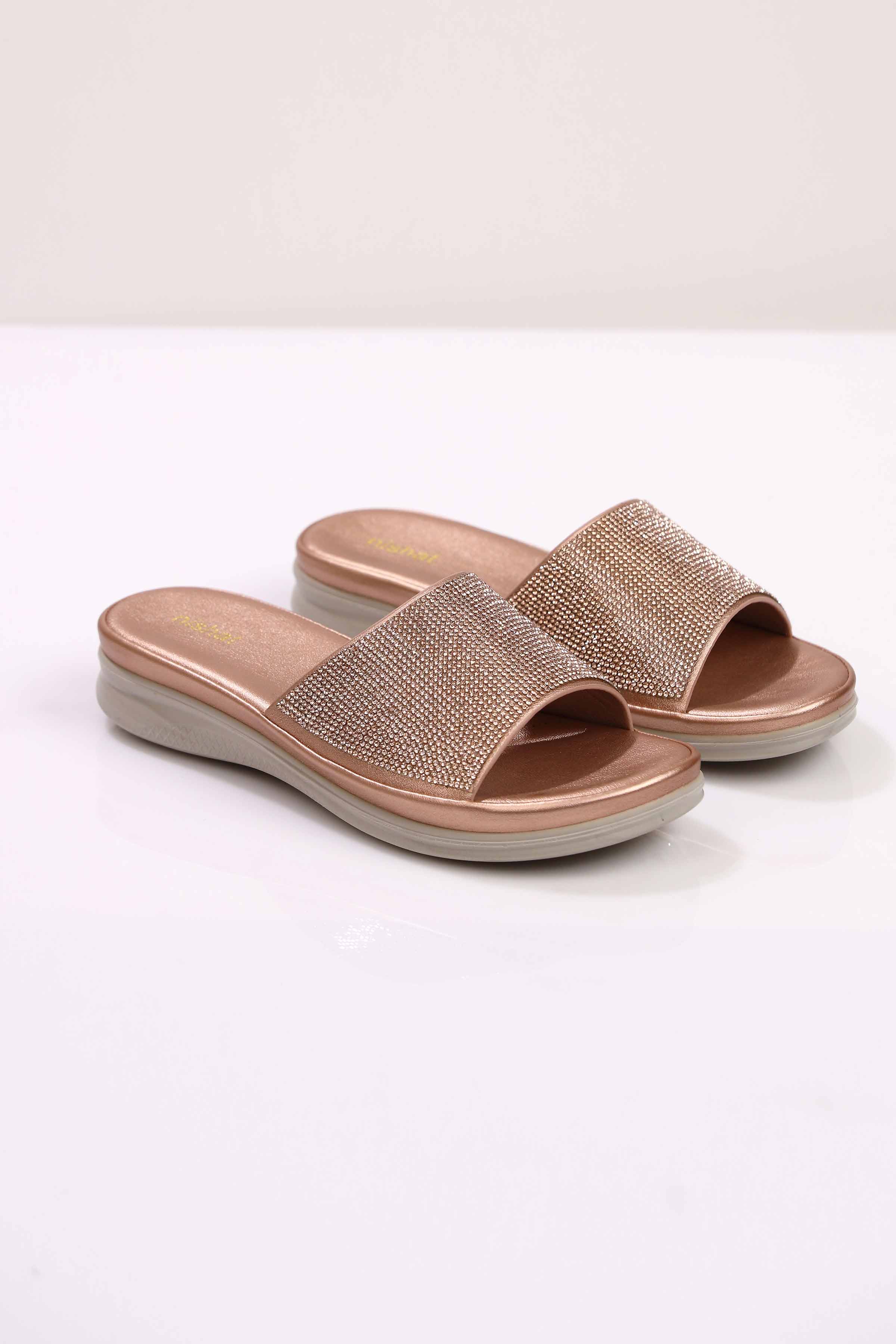 Champagne Wedge-442952916