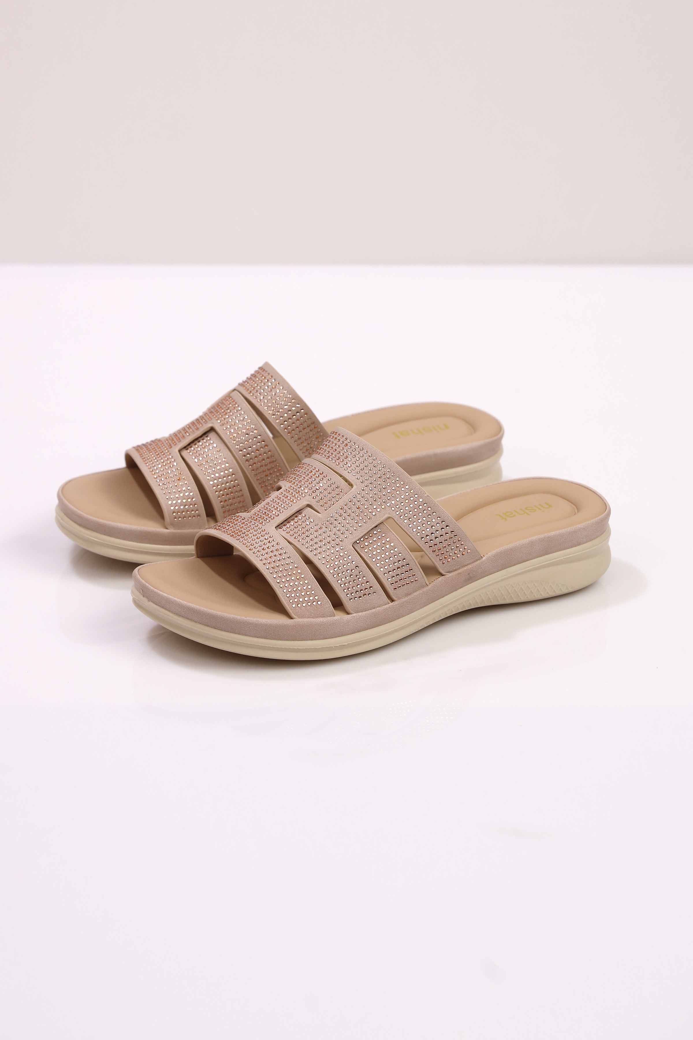 Beige Wedge-442962918