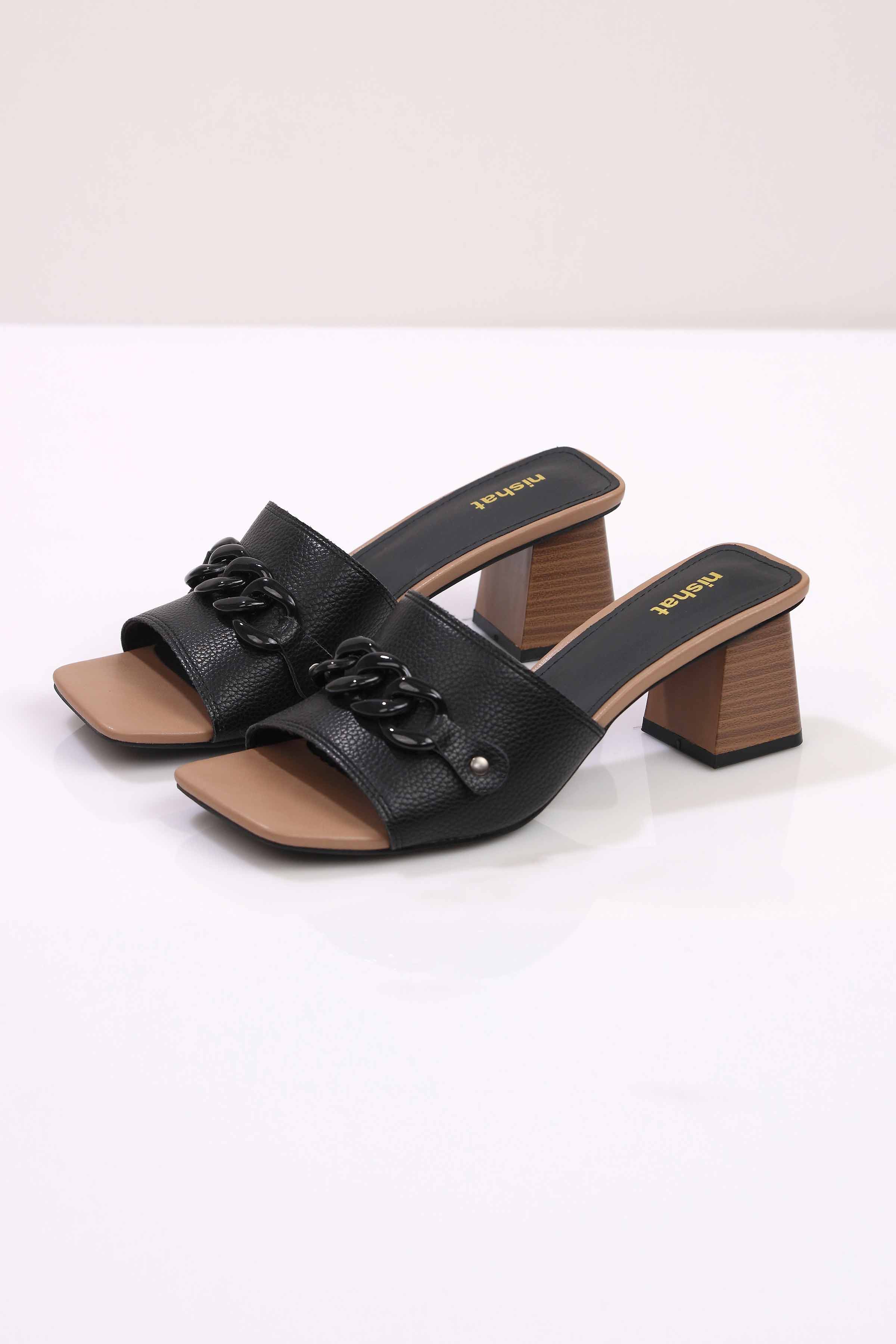 Black Wedge-442972903