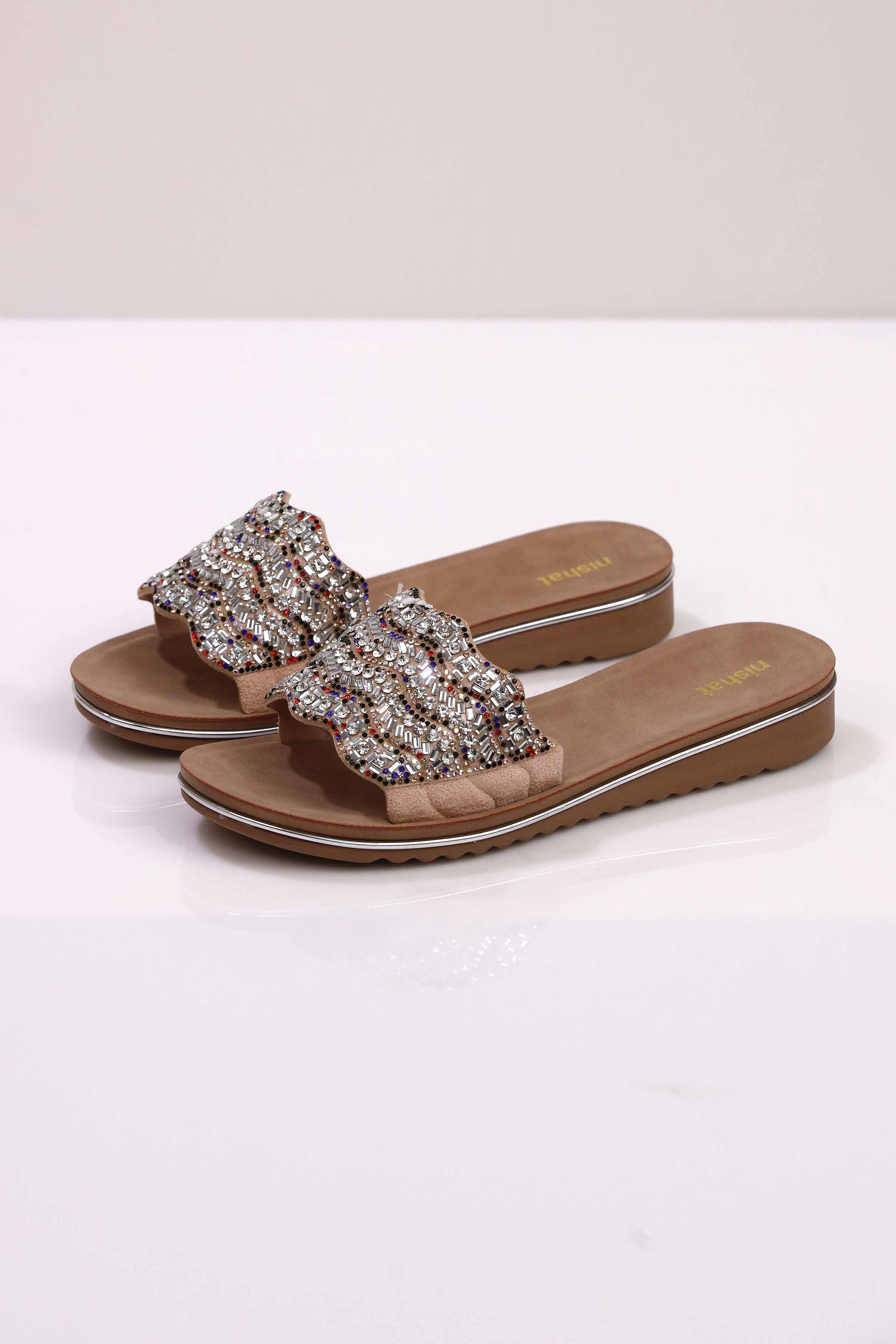 Beige Wedge-443002918