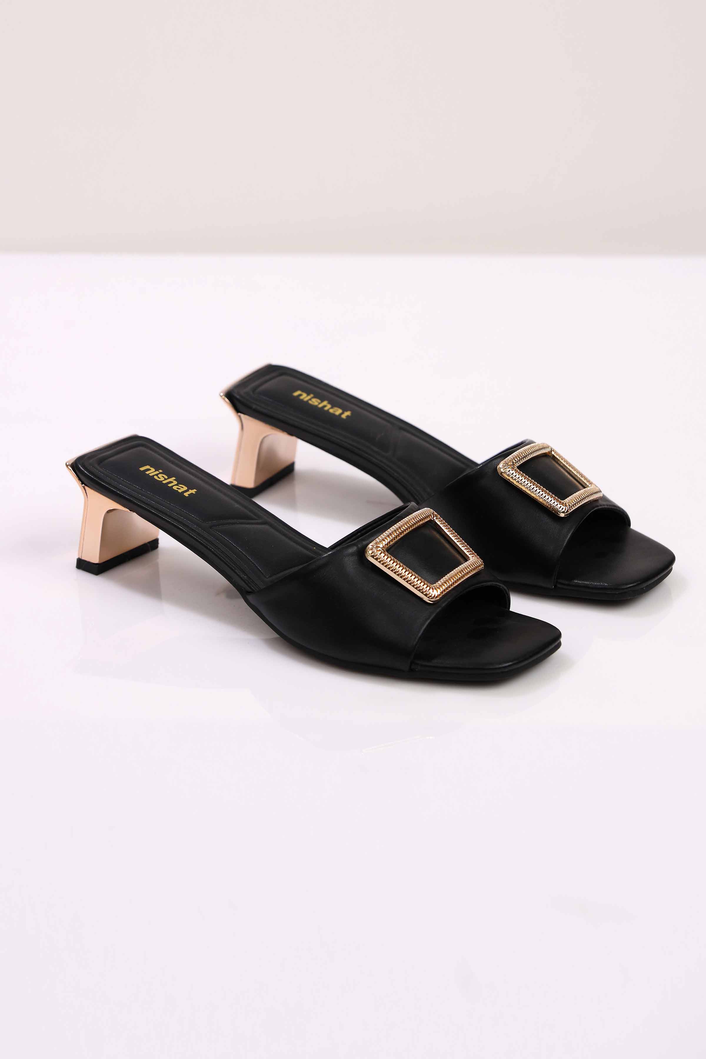 Black Wedge-443132903