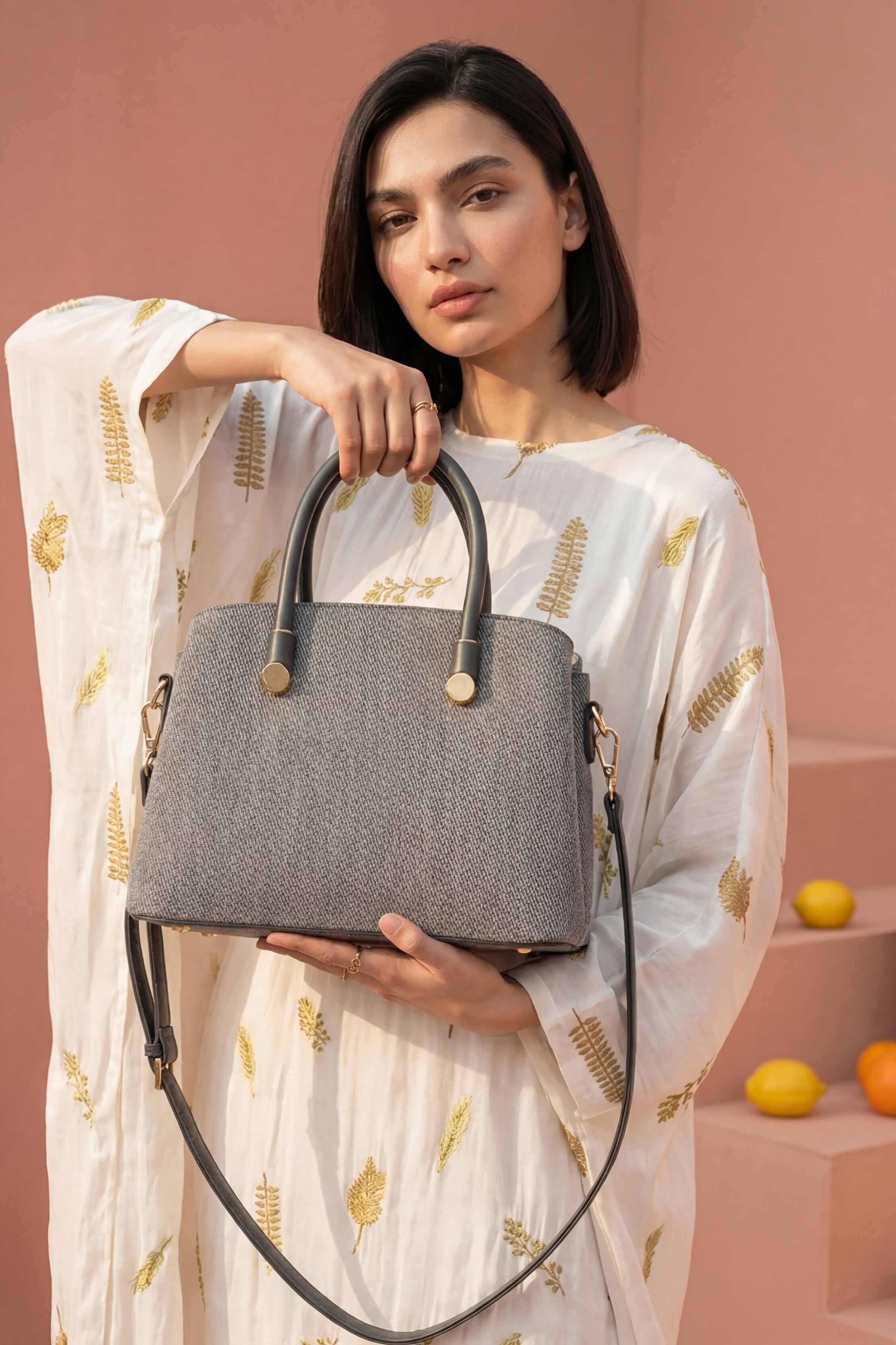 https://cdn.shopify.com/s/files/1/0534/2065/4791/files/000445522111_4.jpg?v=1770877475