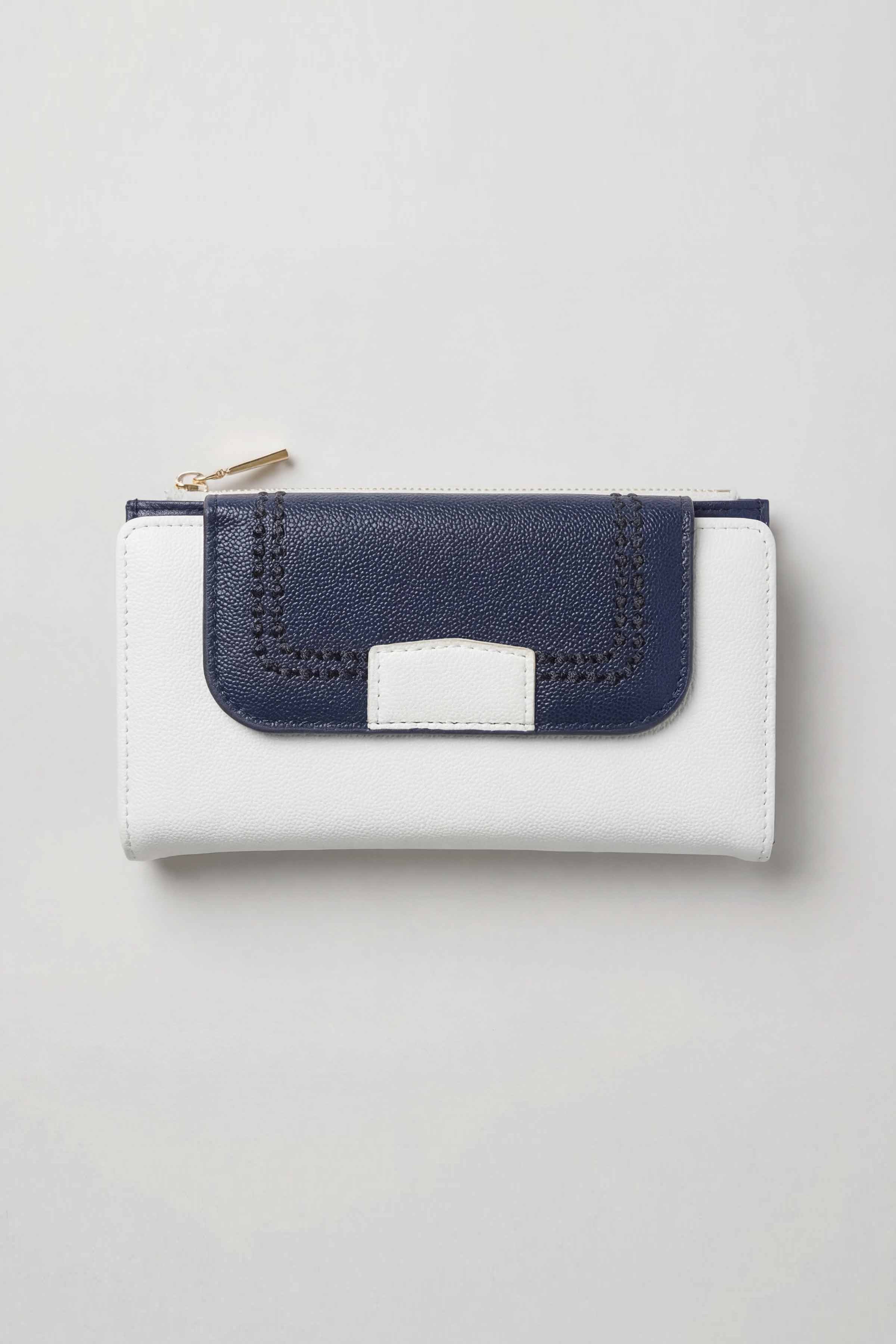 Navy Wallet-446652121