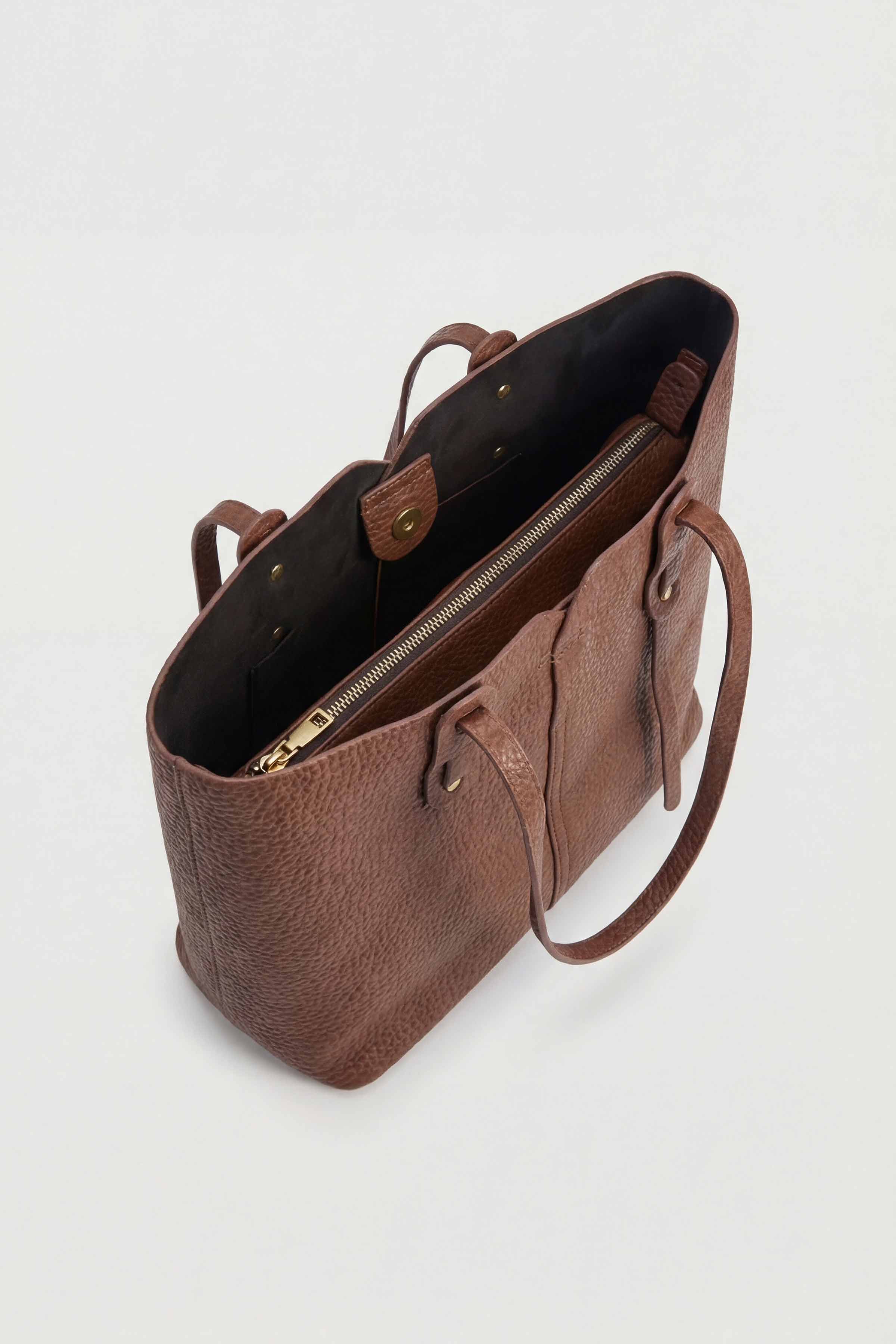 https://cdn.shopify.com/s/files/1/0534/2065/4791/files/000446862117-_4.jpg?v=1769058836