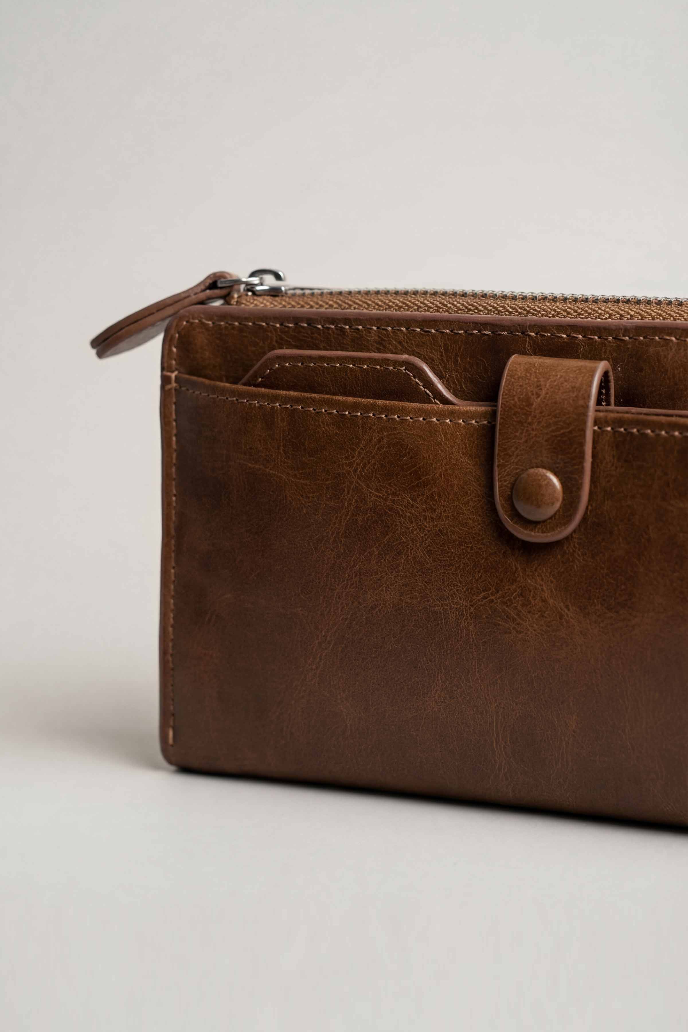 https://cdn.shopify.com/s/files/1/0534/2065/4791/files/000447082113-_4.jpg?v=1768743048