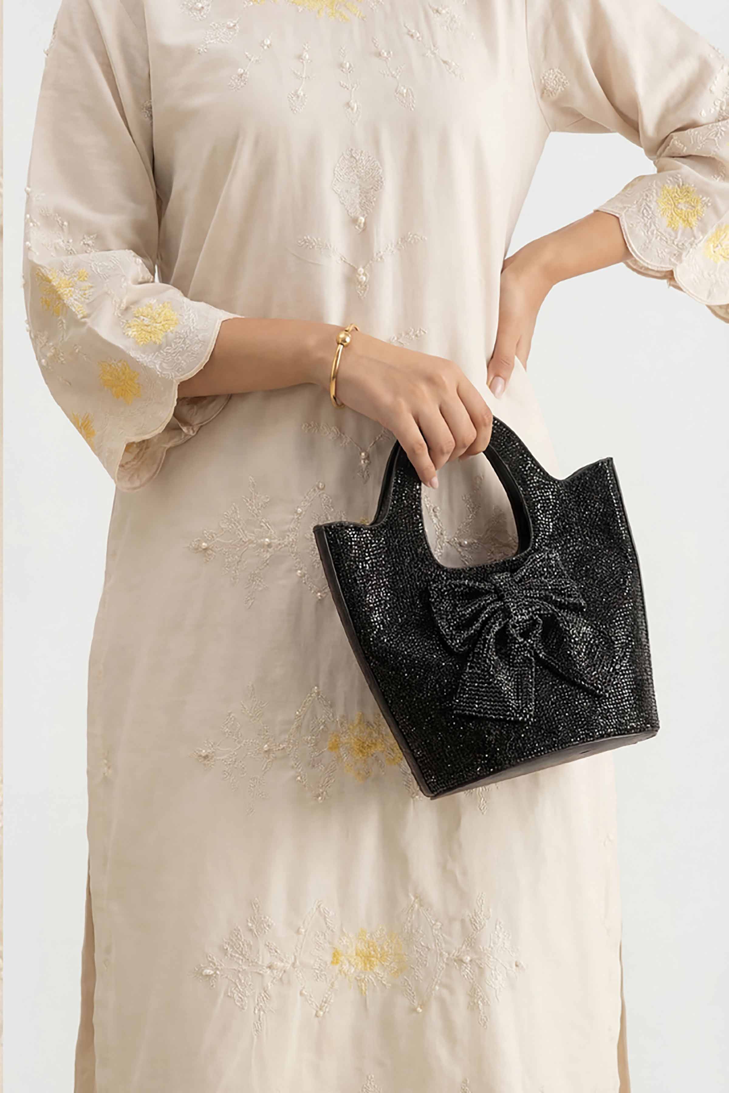 Black Clutch-448522103