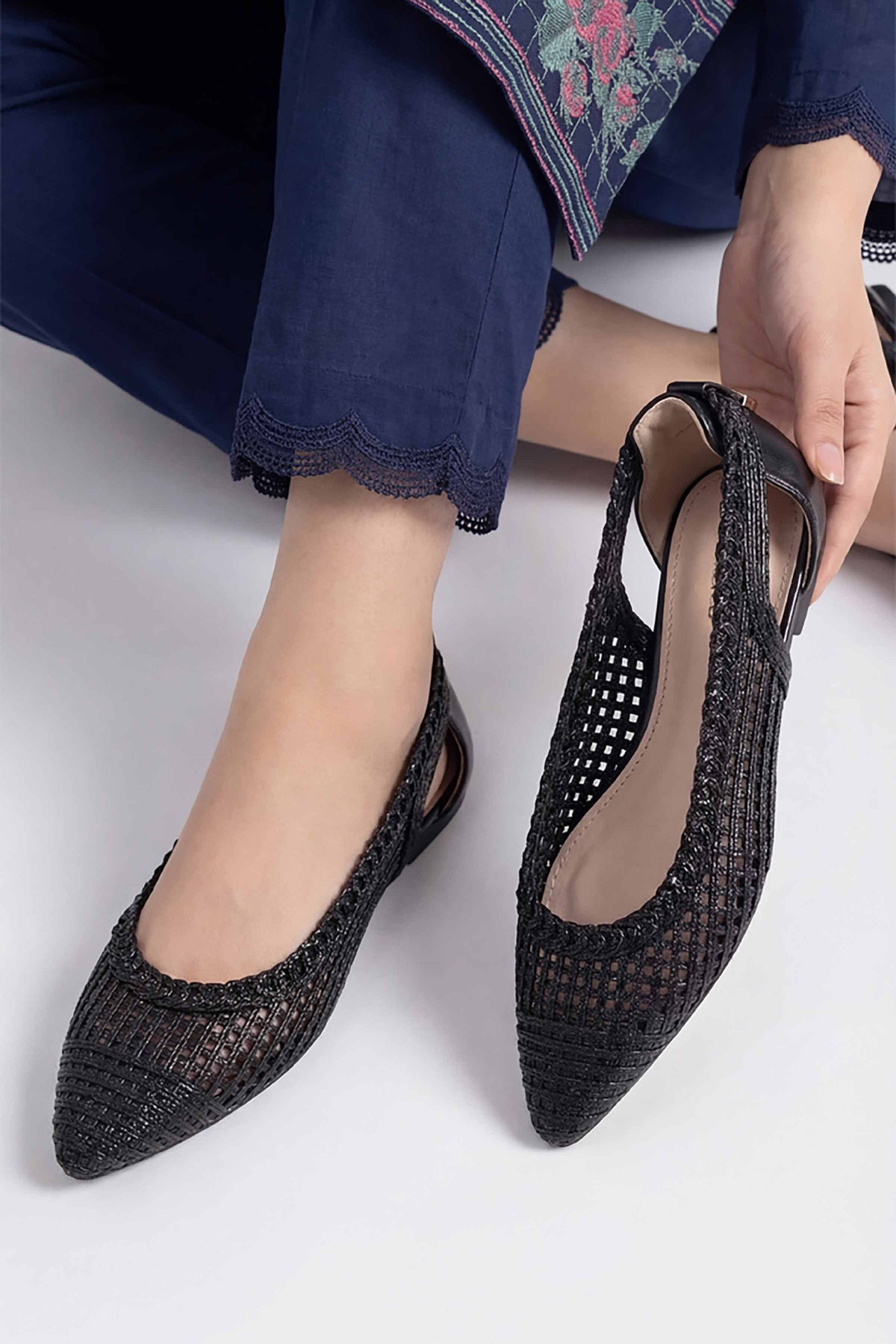 Black Pumps-449322903