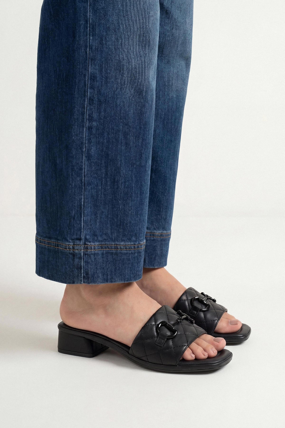Black Chappal-449482903