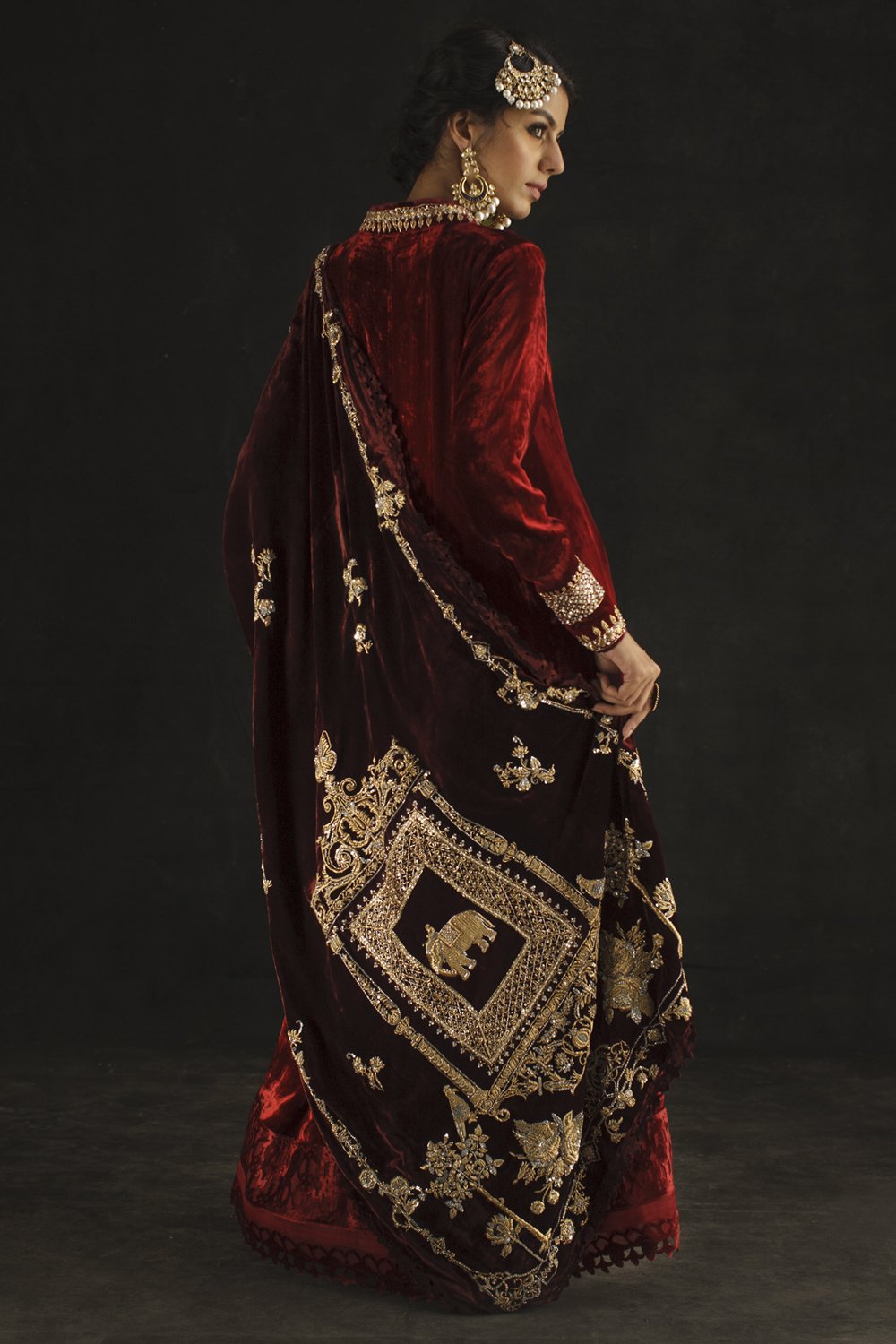 Uf-09-20-Fo-D-37-Dark-Maroon-Shawl