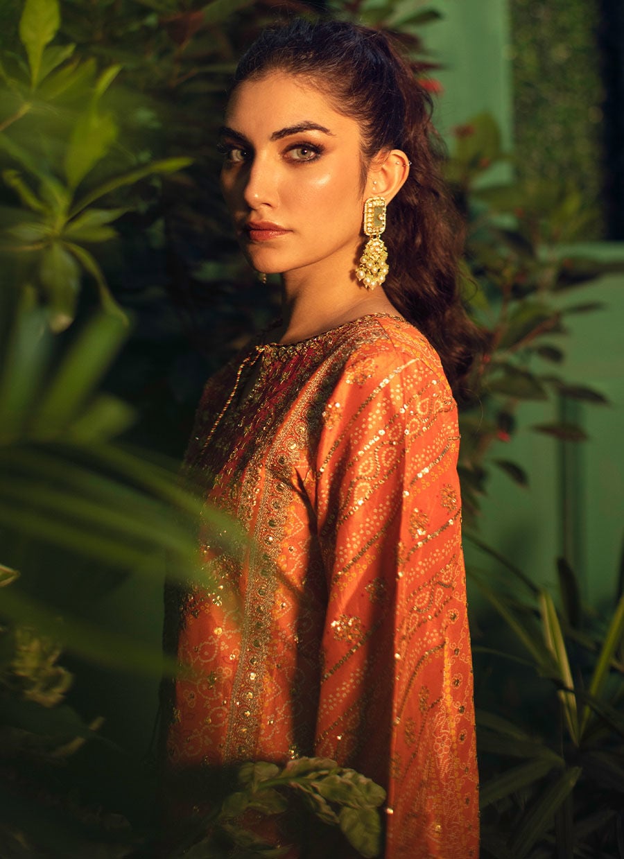 Sima Orange And Red Chunri Kurta With Chunri Dupatta