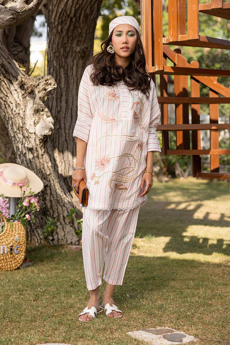 Jeweled kaftan