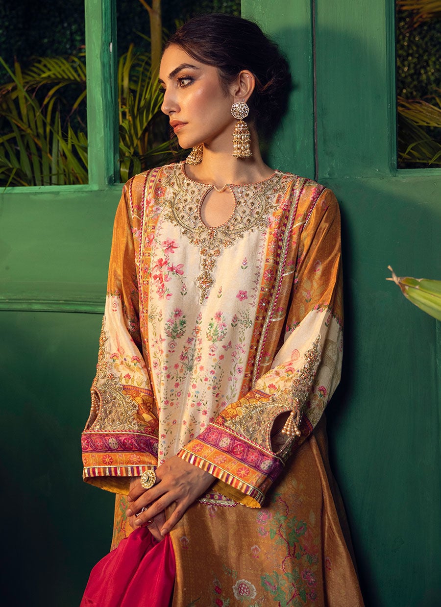 https://www.farahtalibaziz.com.pk/images/thumbs/0008292_roshan-printed-raw-silk-kurta-with-silk-ombre-dupatta.jpeg