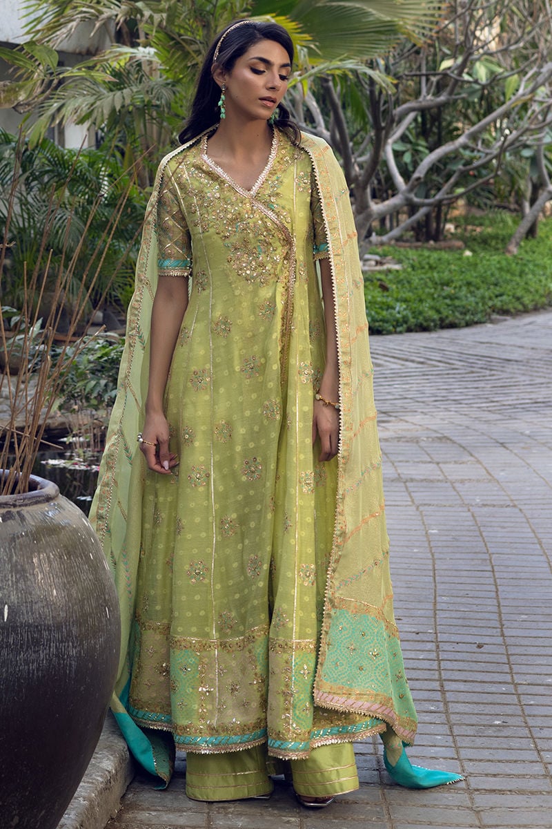Taabir Angharka and Dupatta