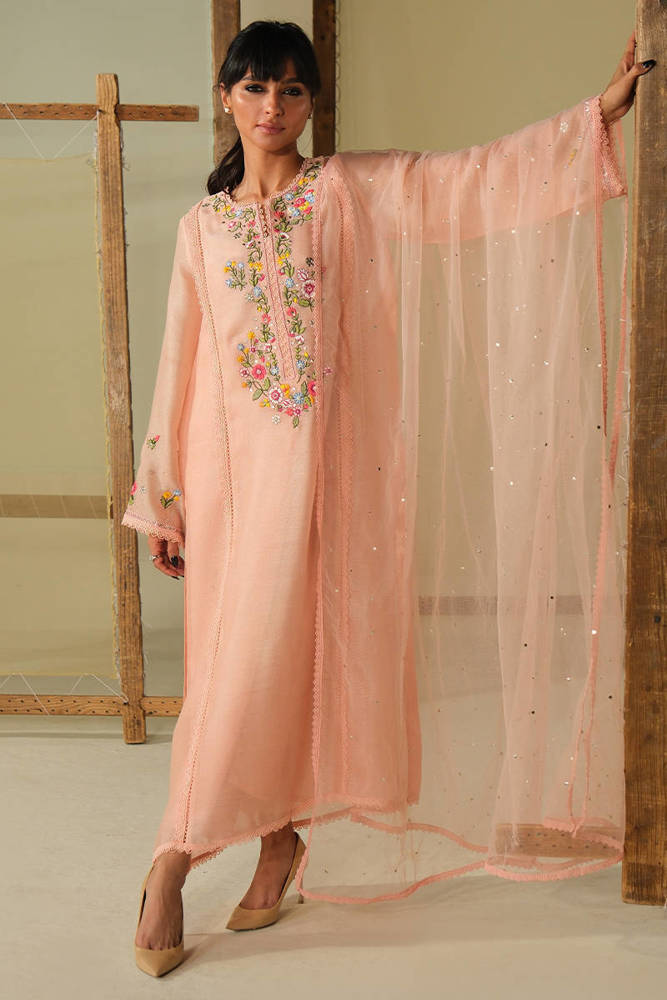 Collar shirt with laser and embroidery