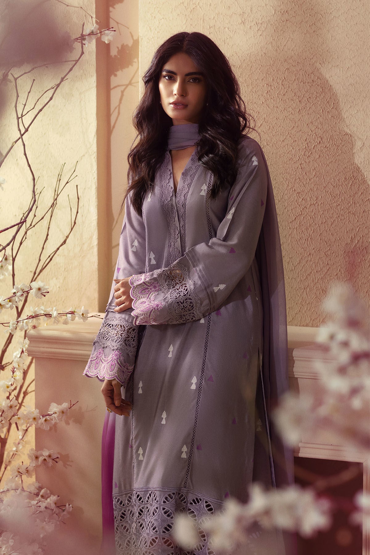 Behr (Shirt, Pants & Dupatta)