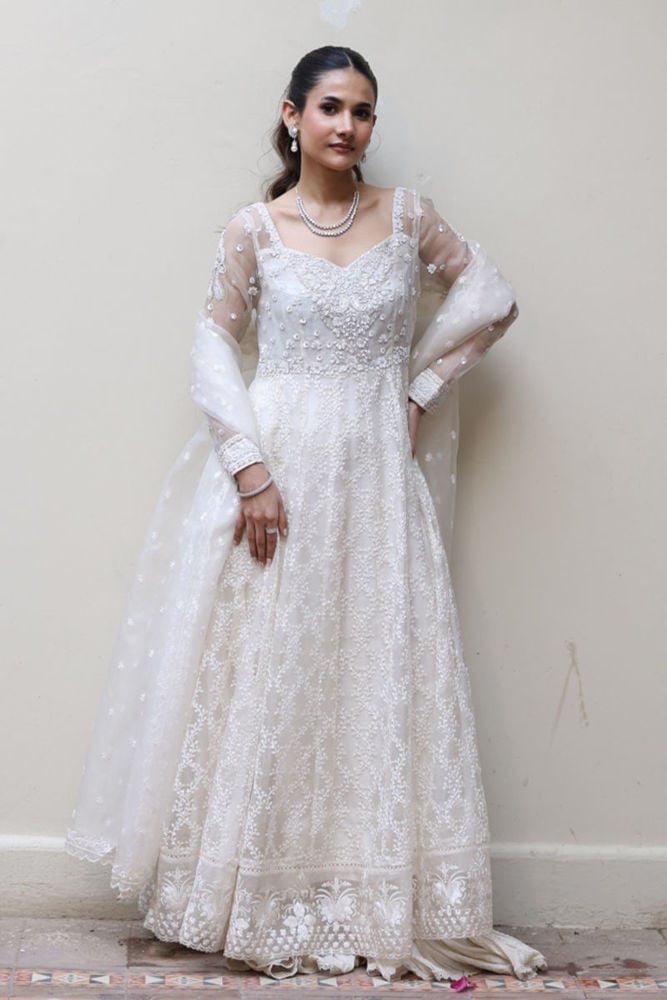 Elenora Kalidaar and Dupatta