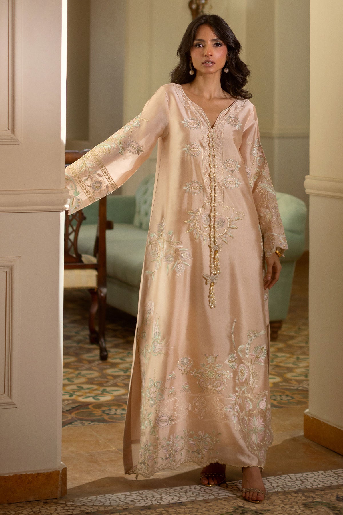 https://www.annusabrar.net/images/thumbs/0014730_brisa-kaftan.jpeg