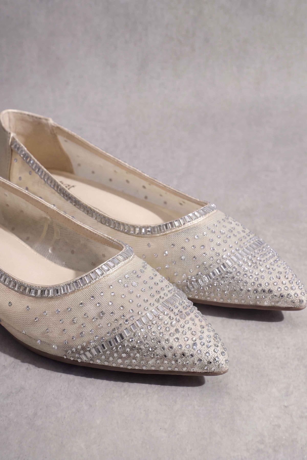 Beige Pumps-1717652918