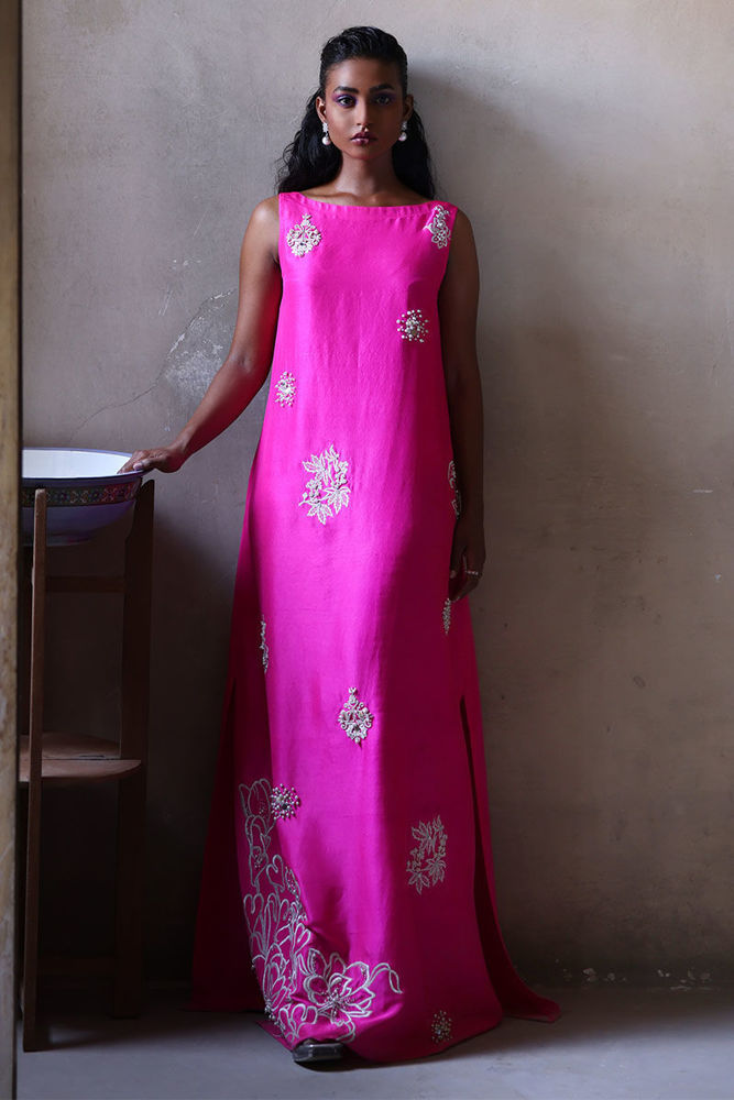 LC-3 -pure organza ruffled over-length dupatta