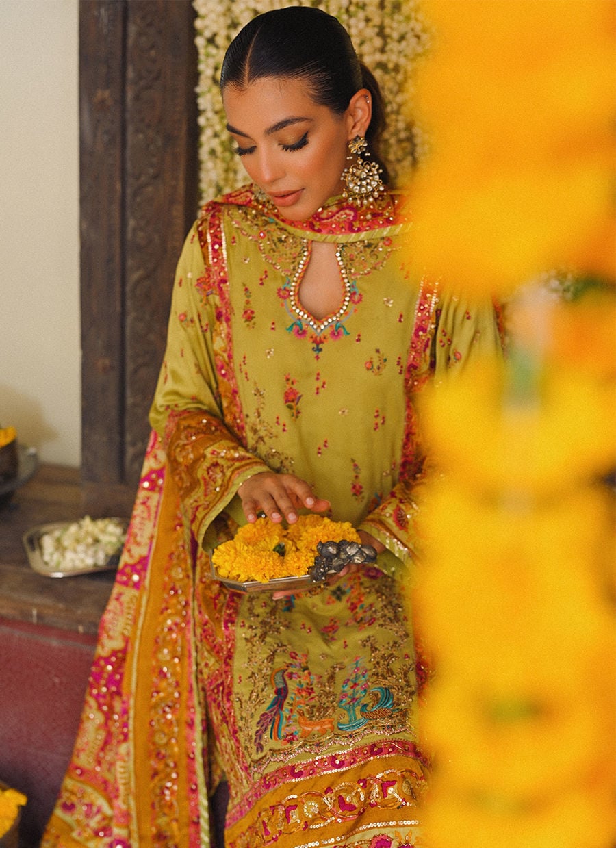 Nymeria Kiwi Green Kurta, Embellished Block Print Dupatta And Izaar