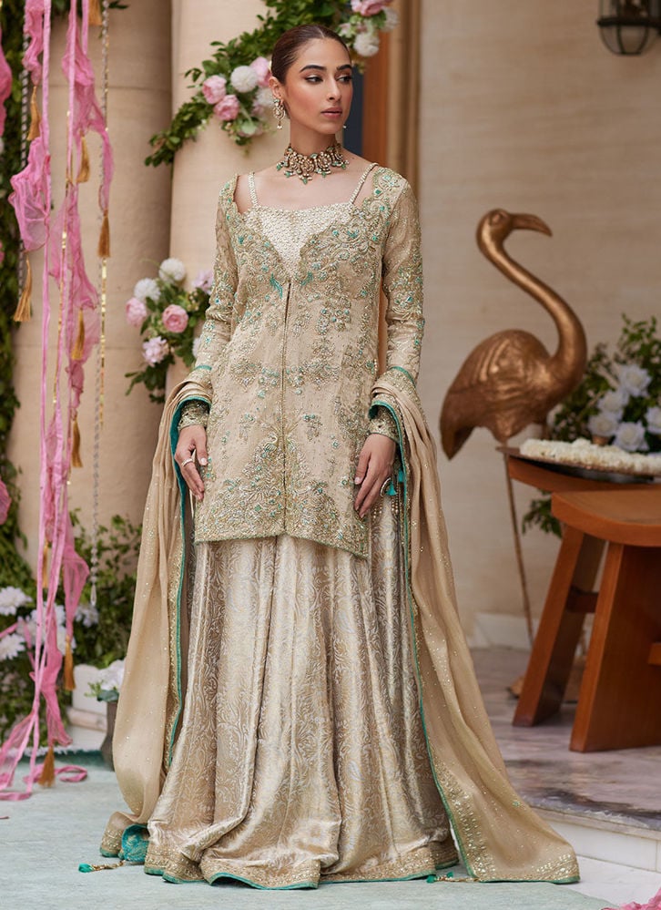 Vyara Gold Jacket And Lehenga