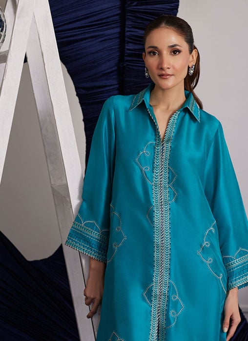 Ediz Scarlet Shirt And Dupatta