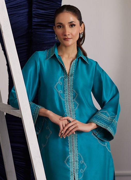 Ediz Scarlet Shirt And Dupatta