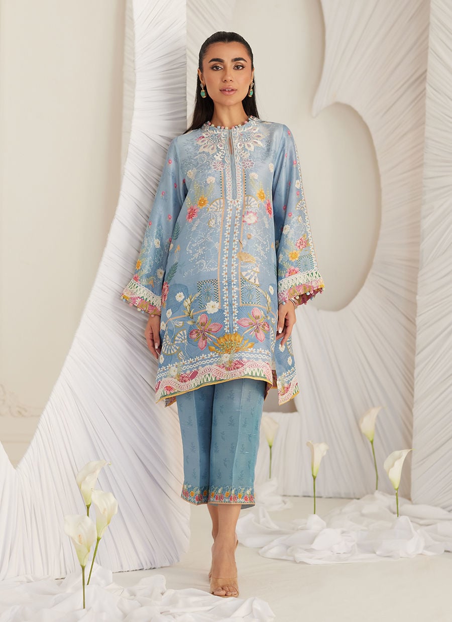 https://www.farahtalibaziz.com.pk/images/thumbs/0022502_carla-slate-blue-shirt-and-pants.jpeg