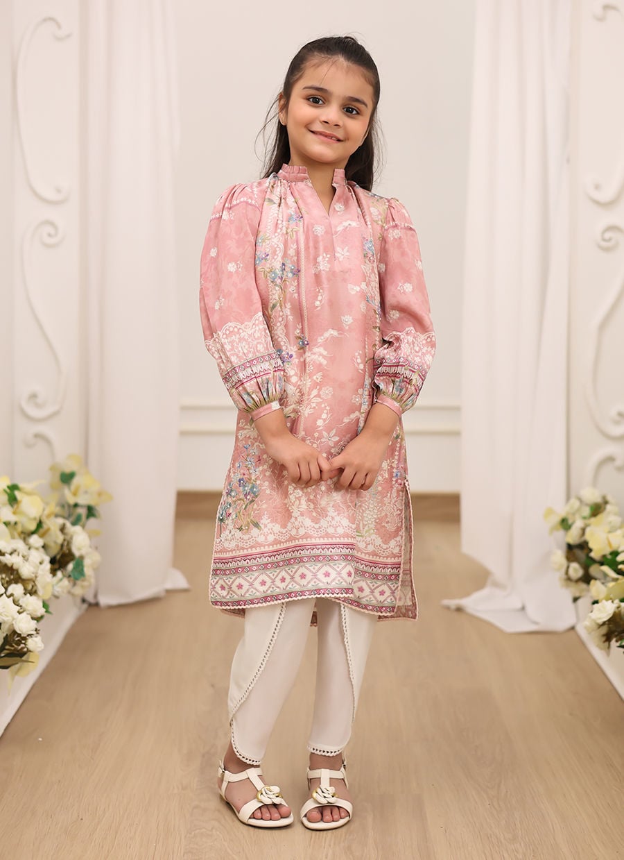 Elara Blossom With Pants