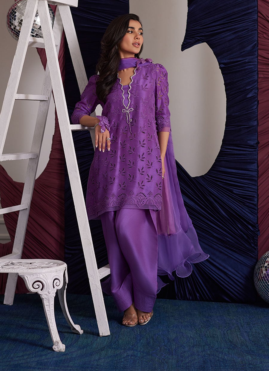 https://www.farahtalibaziz.com.pk/images/thumbs/0023031_illy-grape-shirt-dupatta-with-loose-shalwar.jpeg