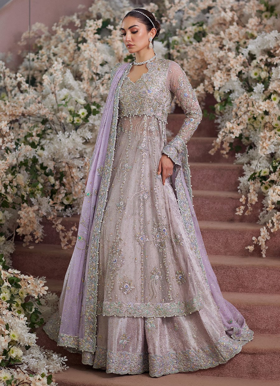Farah Talib Aziz – Elanur Style