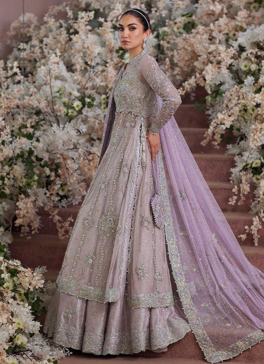 Farah Talib Aziz – Elanur Style