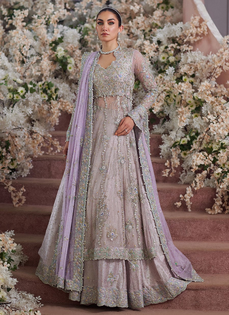 Farah Talib Aziz – Elanur Style